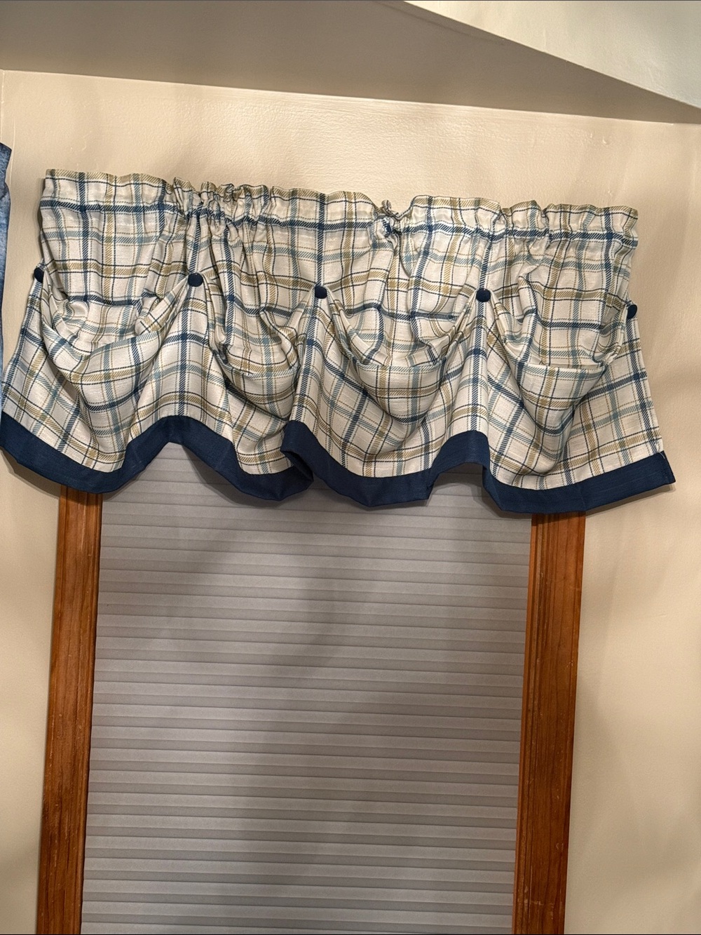 Blue and Cream Plaid Window Valance with Navy Trim